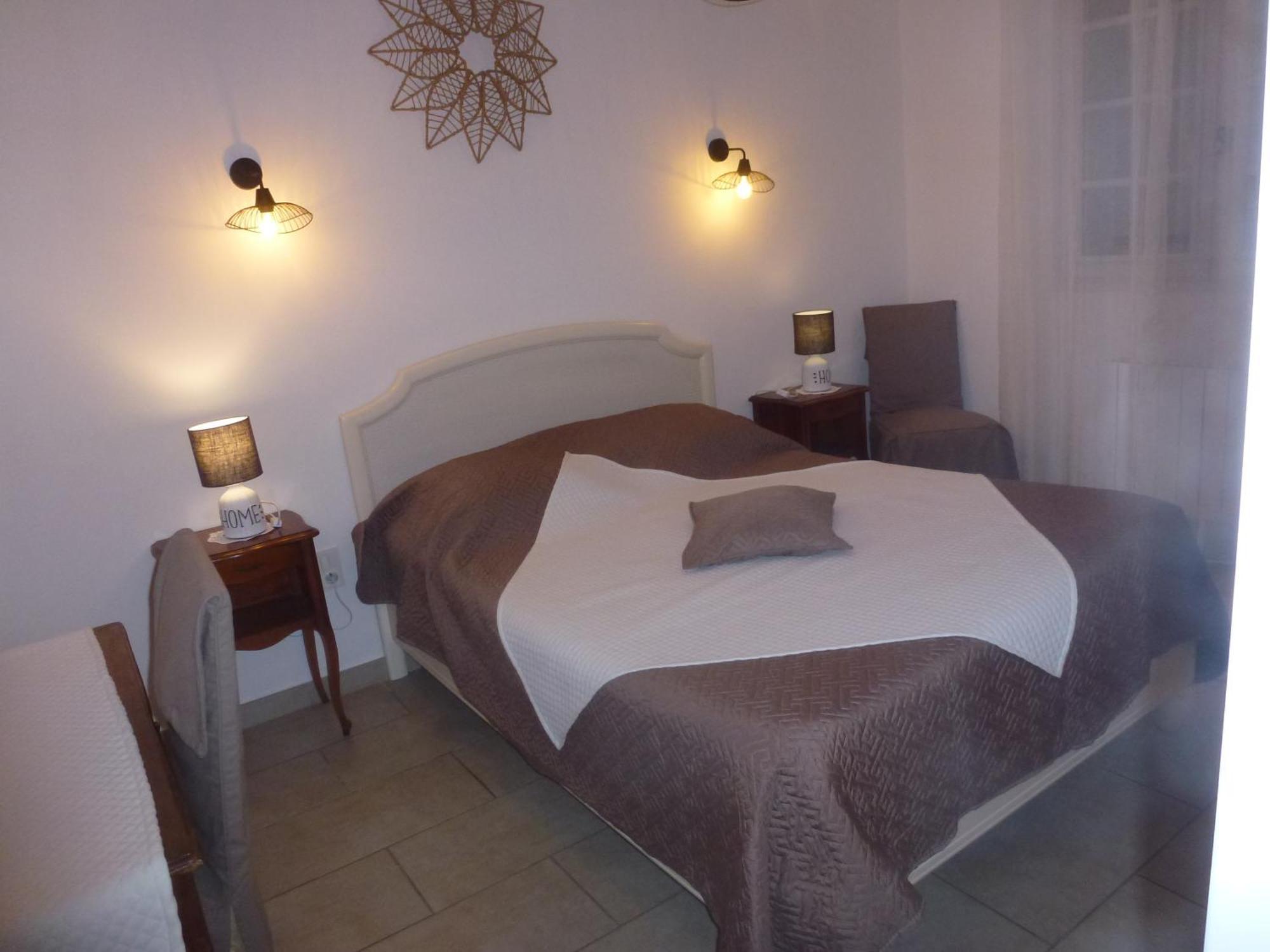 Chambre D'Hotes La Pinede Lambesc Exteriér fotografie